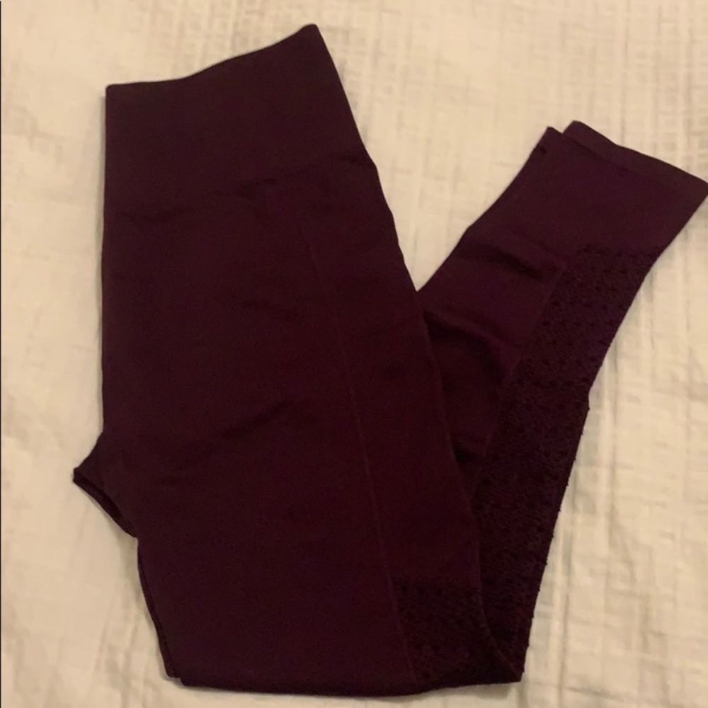 Fabletics Leggings Size Small - image 5